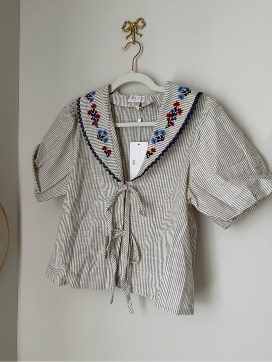 Caroline Constas Tops - Caroline Constas Cream cotton Striped floral Embroidered Sailor tie Blouse